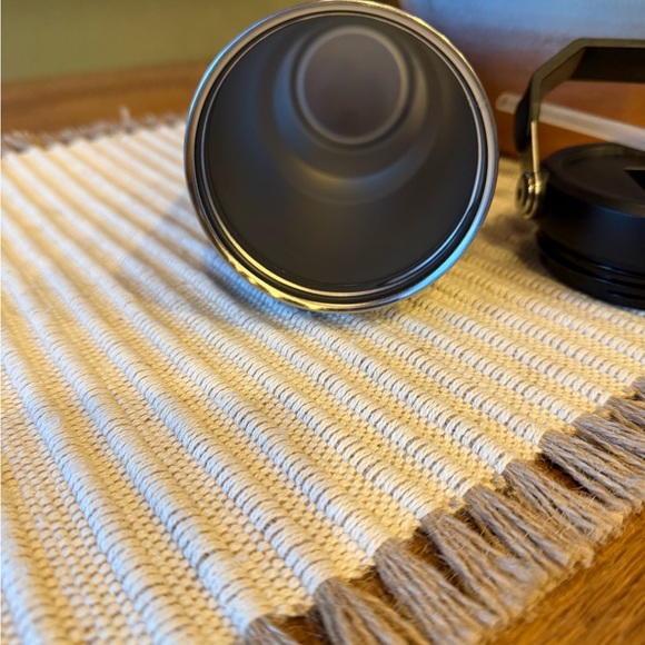 Stanley Matte Black IceFlow 2.0 Flip Straw Tumbler - Picture 10 of 13